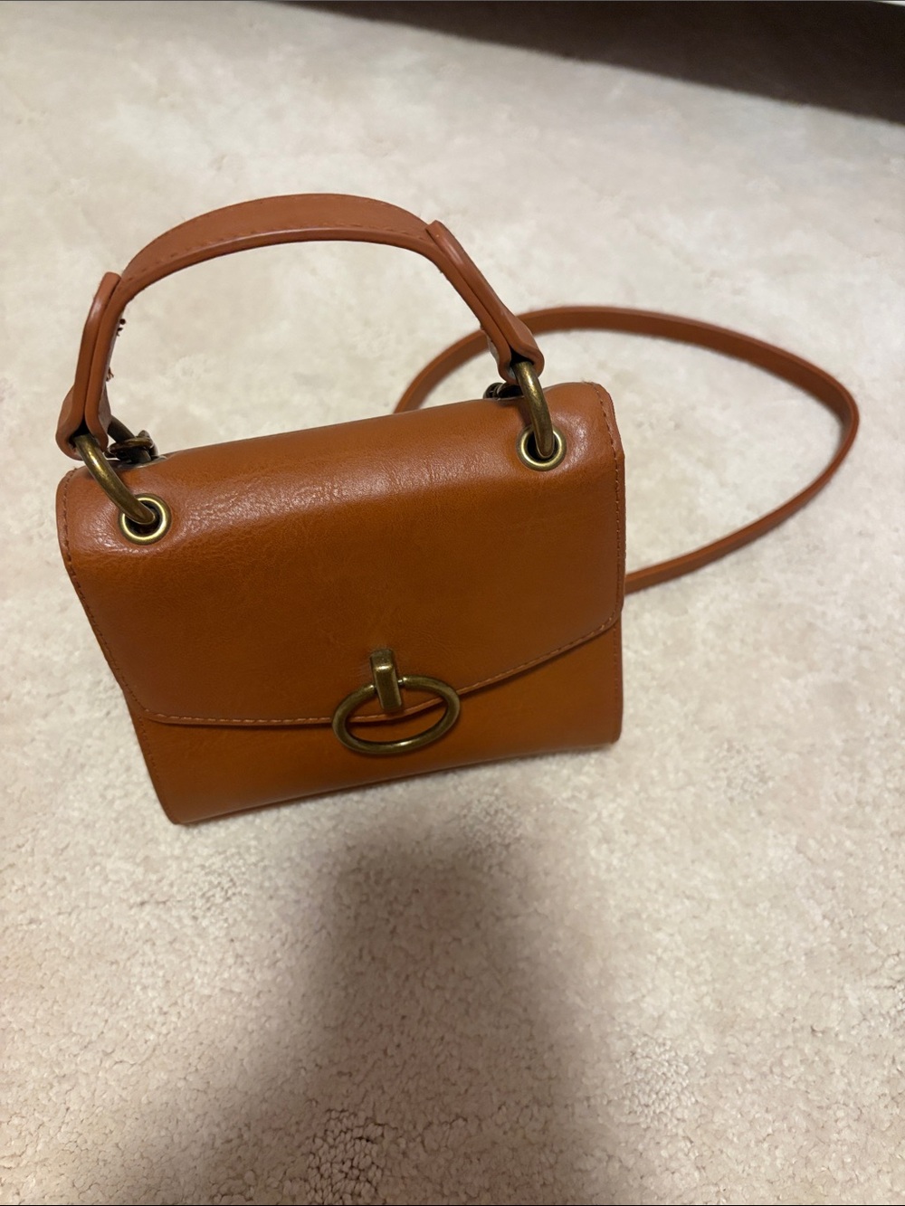 Universal Thread Classic Tan Leather Top-Handle Crossbody Bag